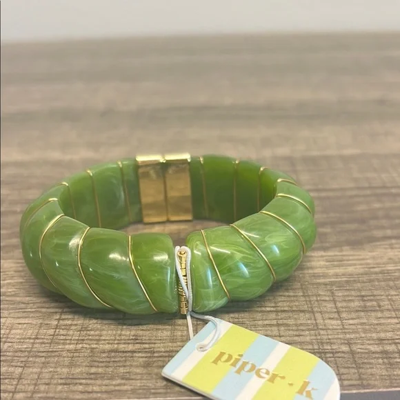 Piper K | Green & Gold Bracelet ✨ - Picture 6 of 8